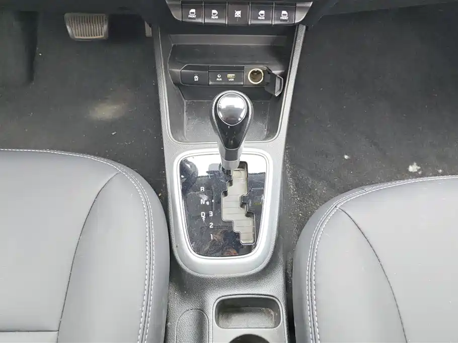 Kia Huanchi 1.4L Auto Comfort Sunroof Edition, фото 16