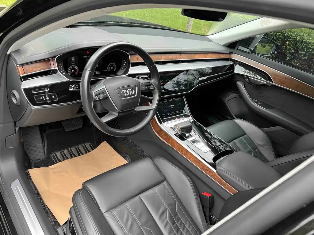 Audi A8 — миниатюра 4