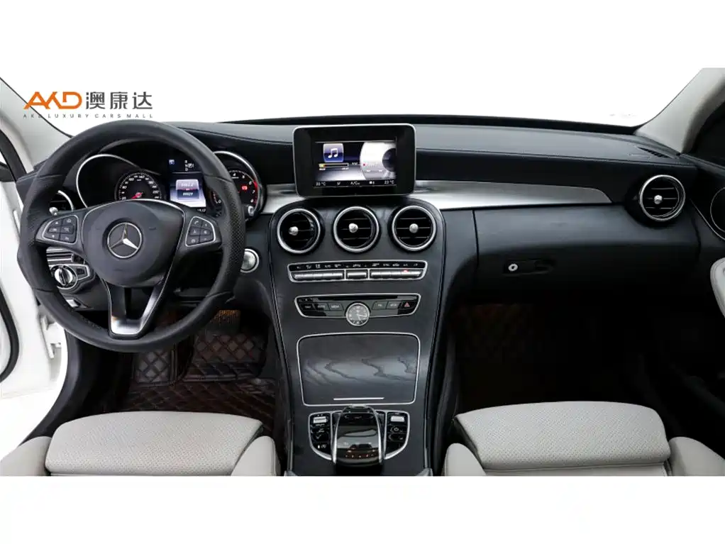 Mercedes-Benz C-Class — миниатюра 5