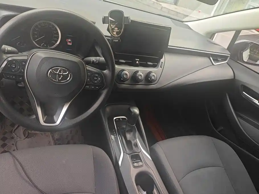 Toyota Corolla — миниатюра 12