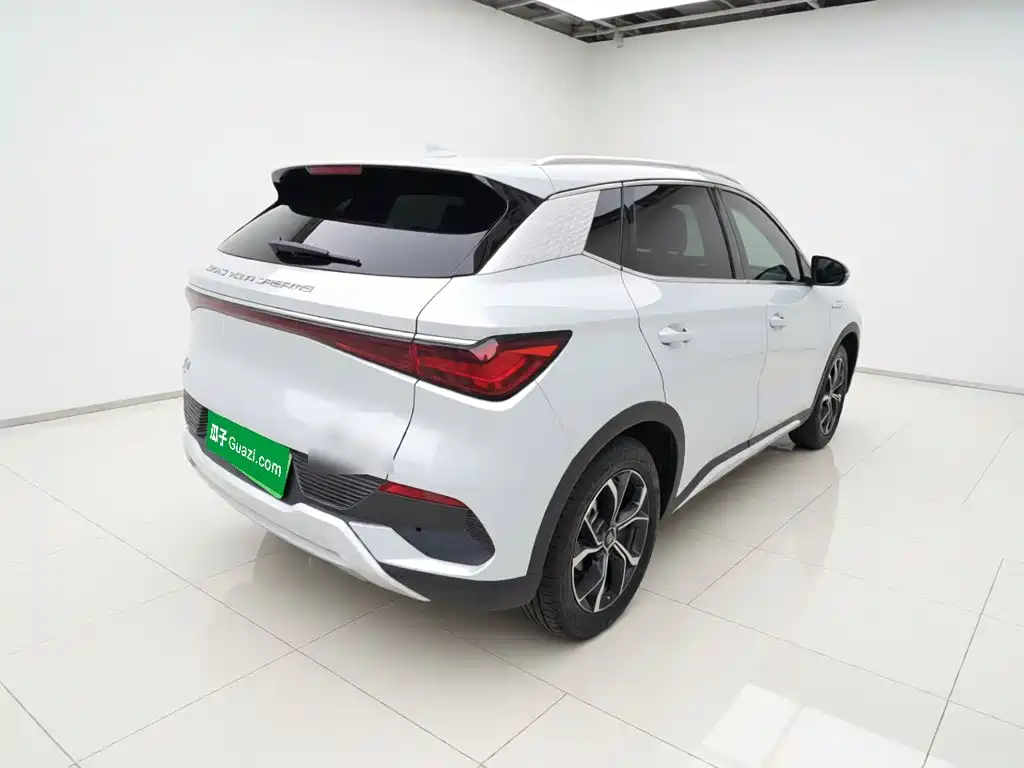 BYD Yuan Plus — миниатюра 4