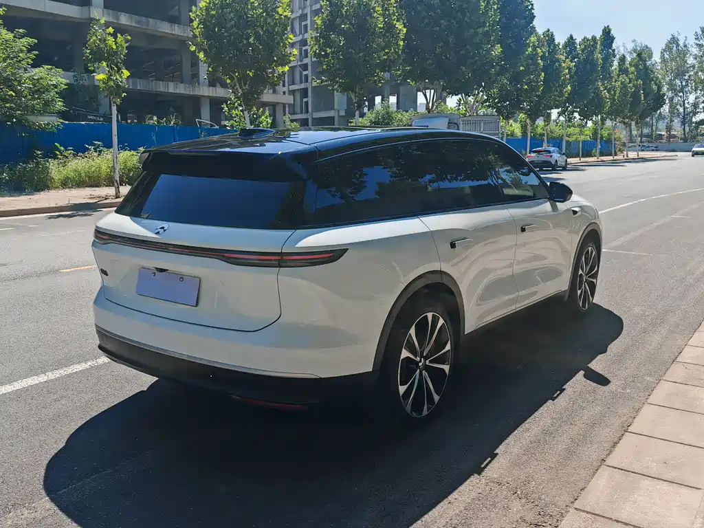 NIO ES8 — миниатюра 7