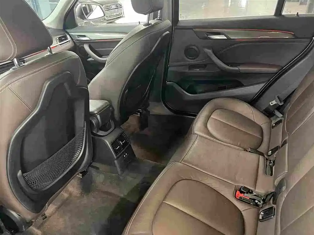BMW X1 — миниатюра 13