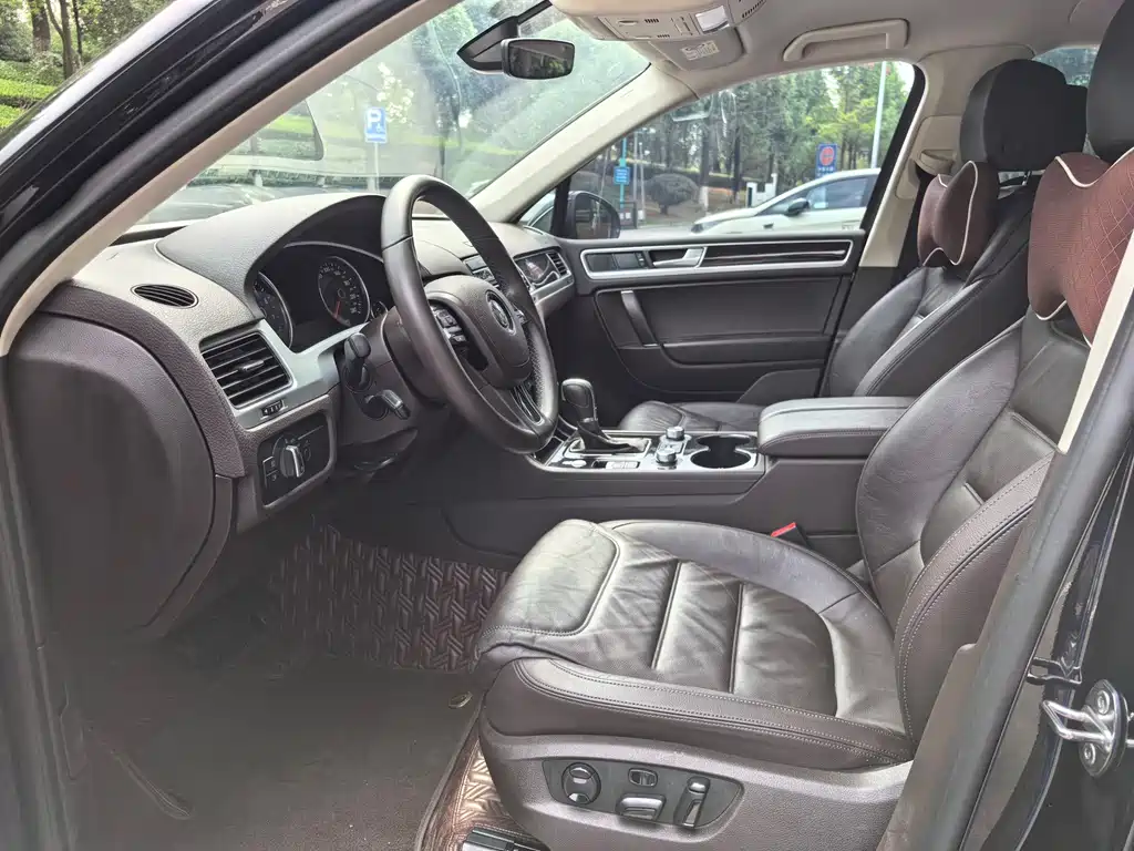Volkswagen Touareg — миниатюра 11