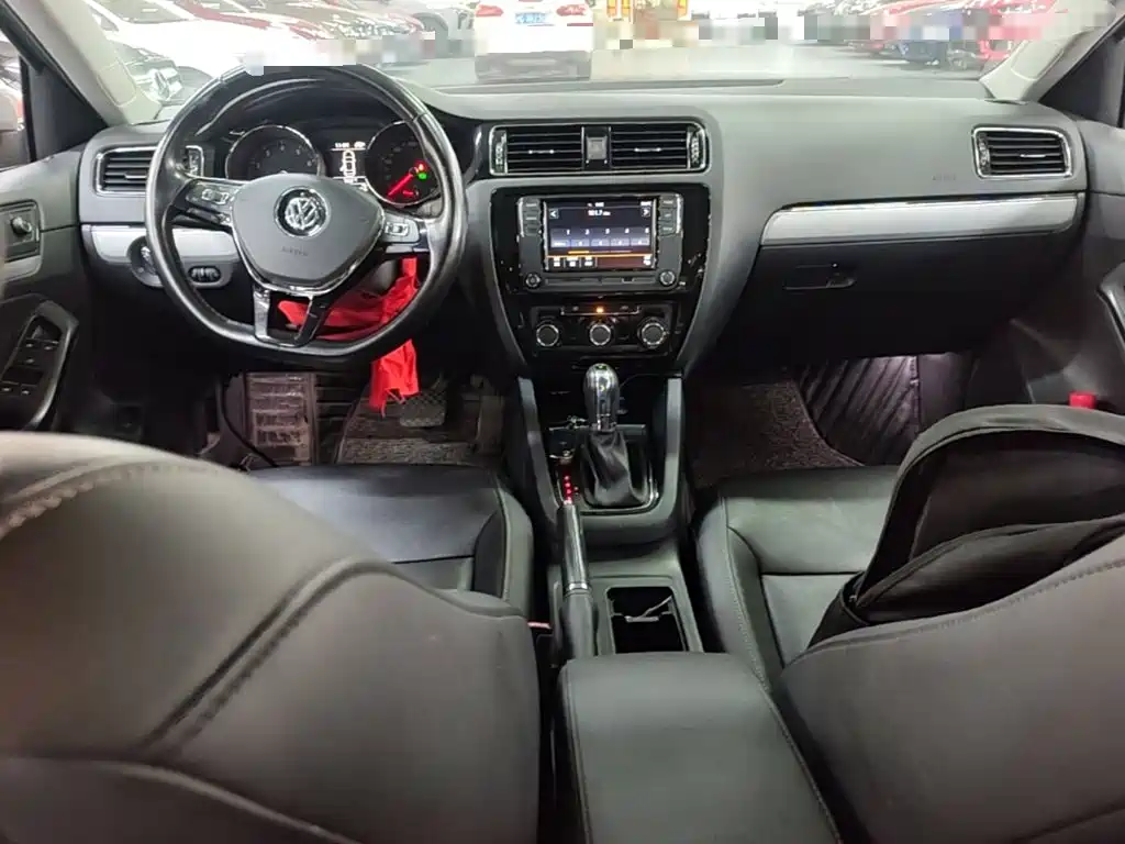 Volkswagen Sagitar 2018 280TSI DSG