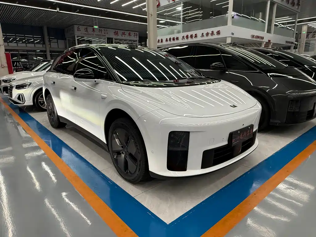 Li Auto Li i6 — миниатюра 2