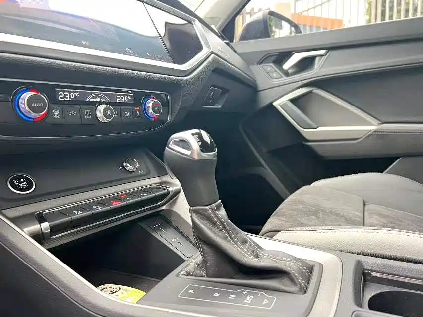 Audi Q3 — миниатюра 5
