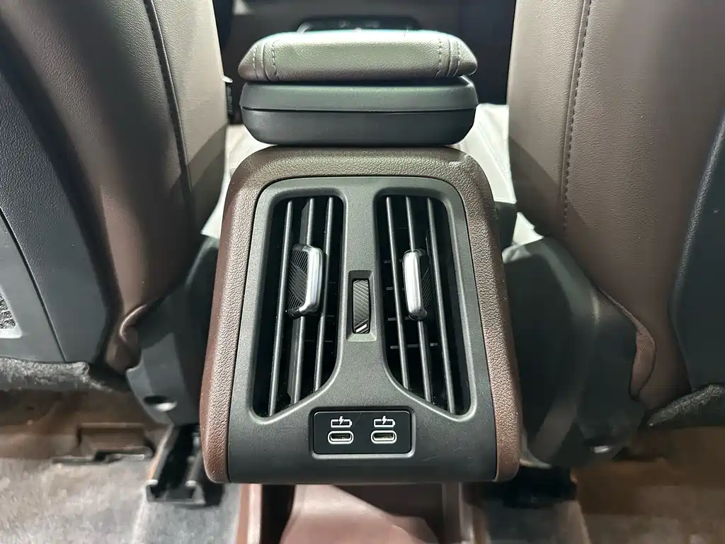 BMW X1 — миниатюра 13