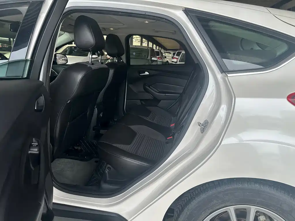 Ford Focus — миниатюра 9