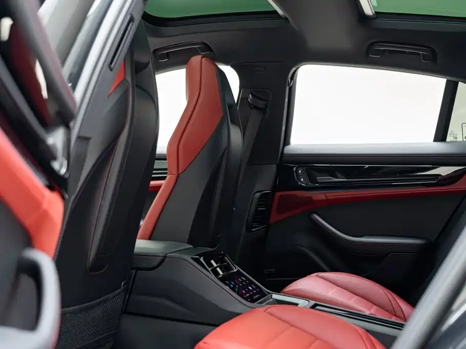 Porsche Panamera — миниатюра 10