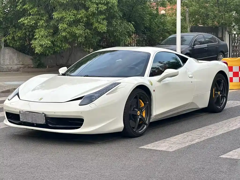 Ferrari 458 2014