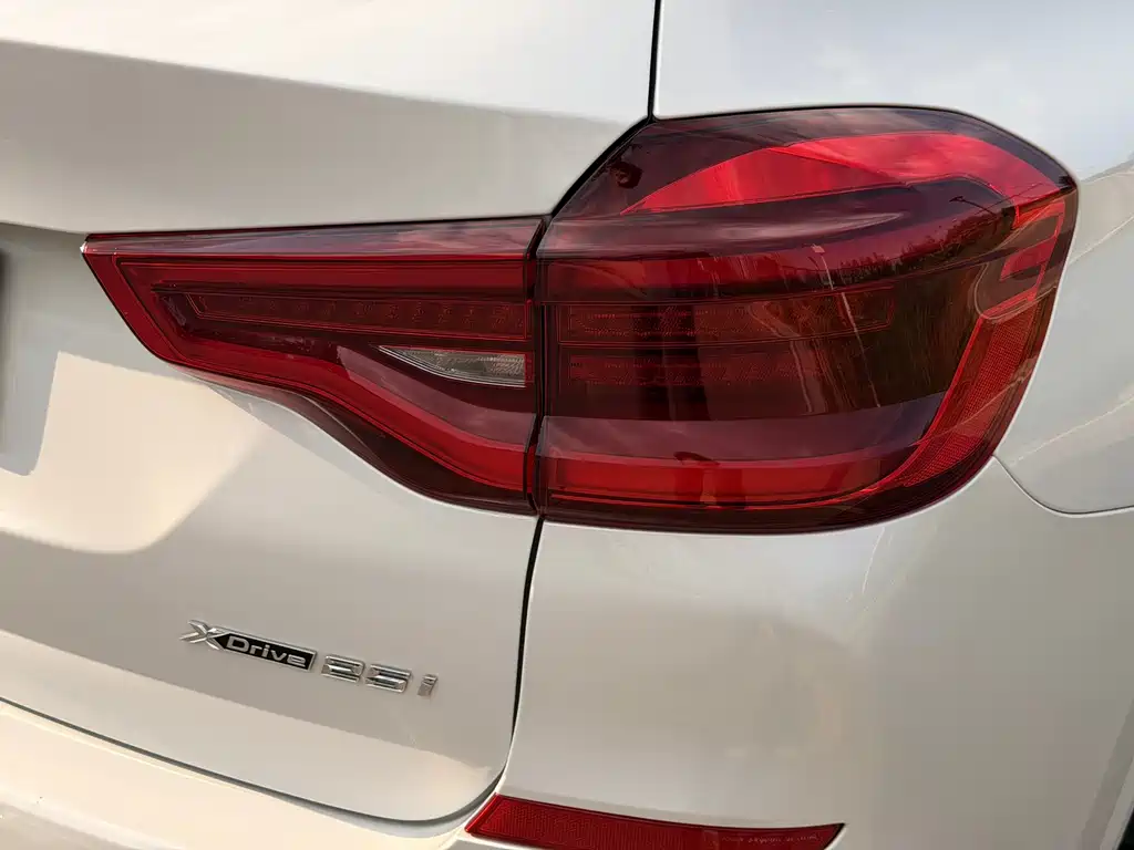 BMW X3 — миниатюра 28