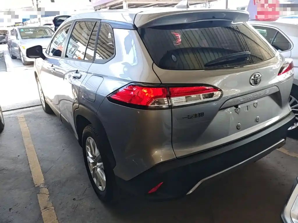 Toyota Corolla Cross — миниатюра 5