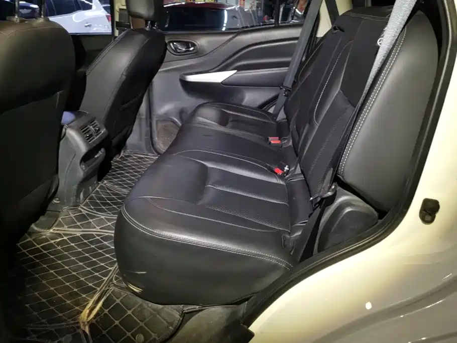 Nissan Terra — миниатюра 11