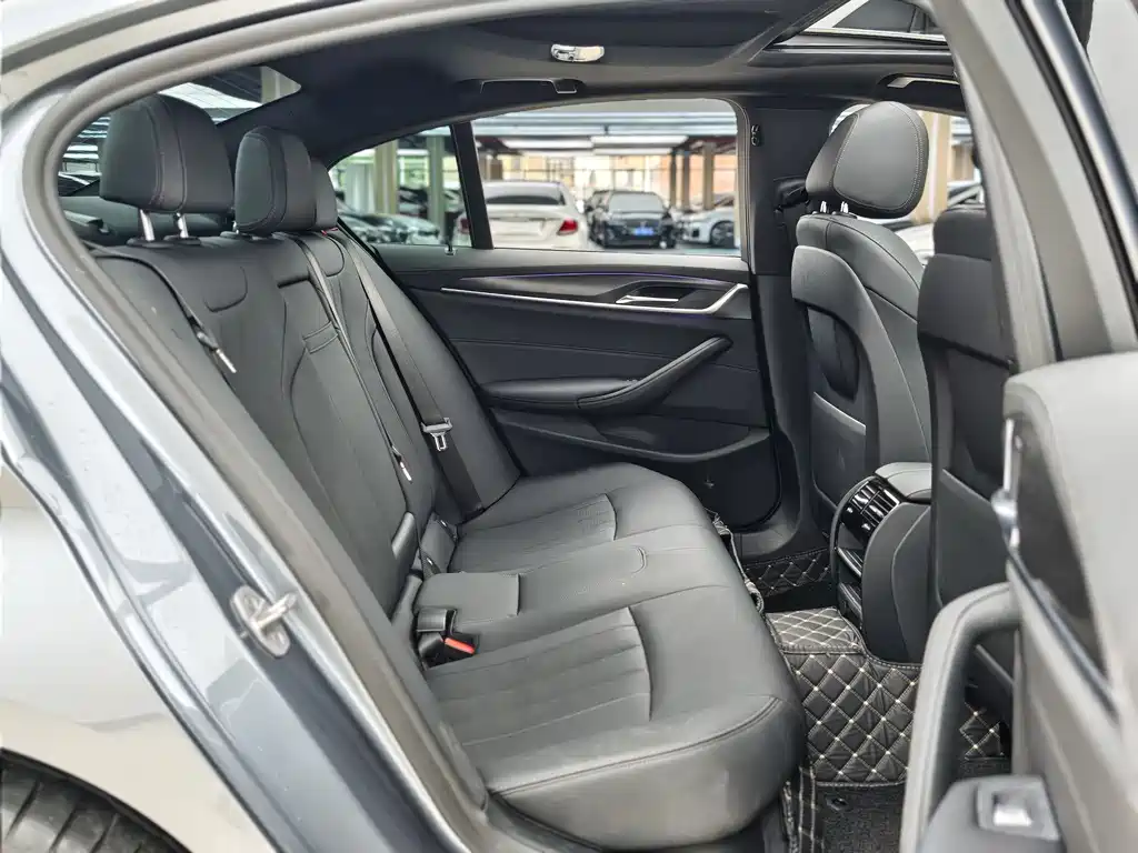 BMW 5 Series 5 2021 525i M Sport