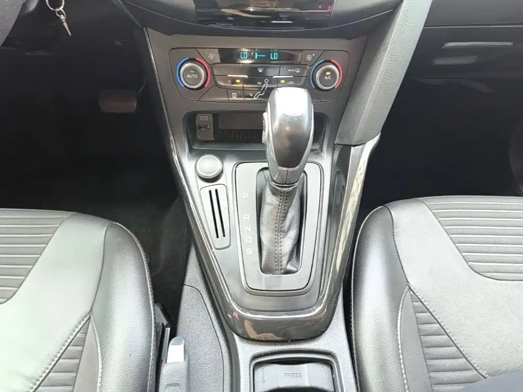 Ford Focus — миниатюра 14