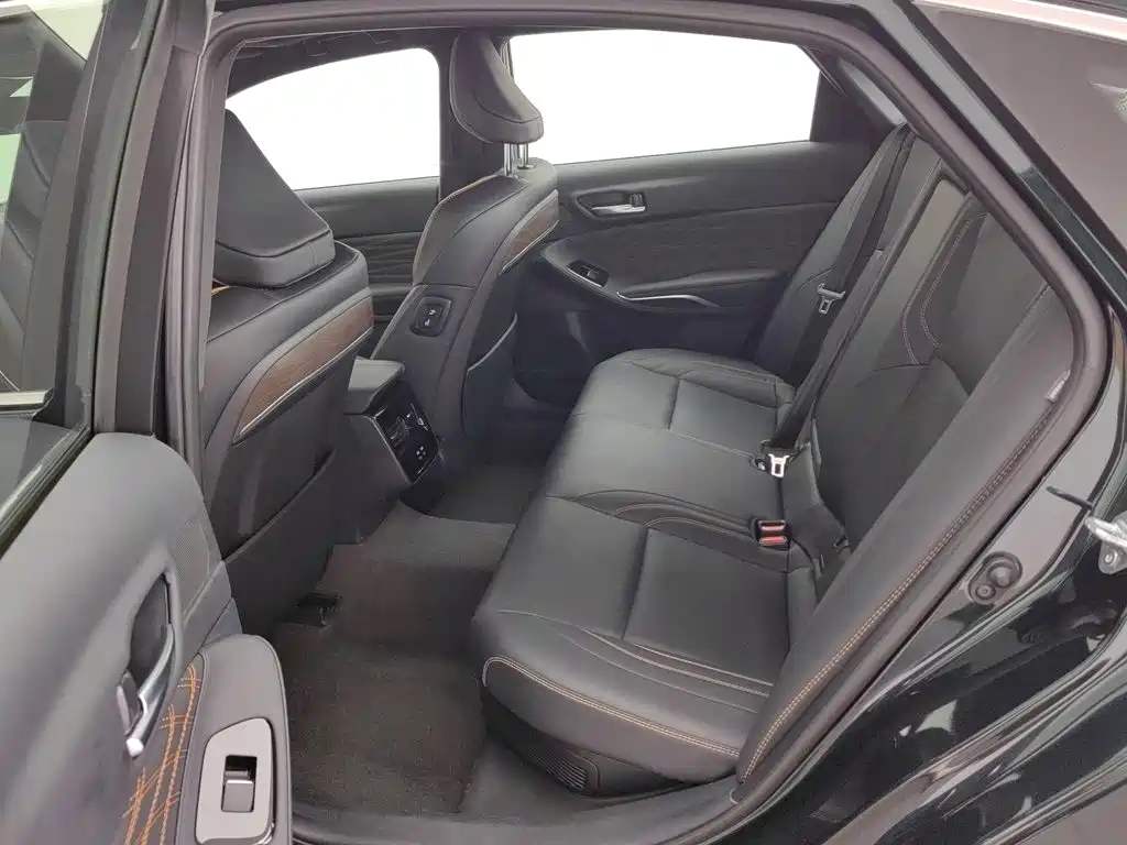 Toyota Avalon — миниатюра 15
