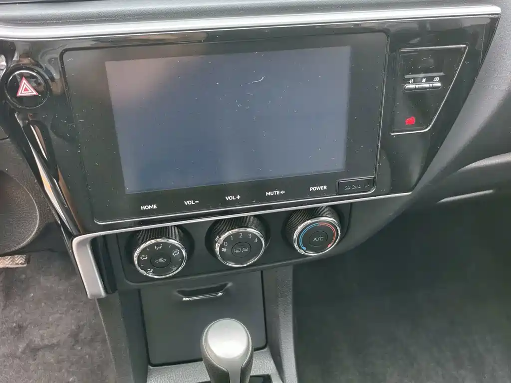 Toyota Corolla — миниатюра 13