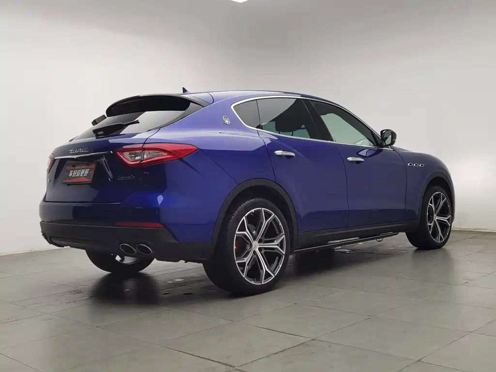 Maserati Levante — фотографии объявления, Фото 3