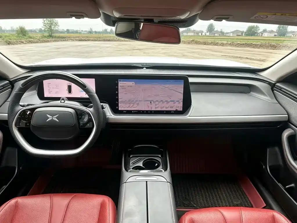 XPeng P7 — миниатюра 6