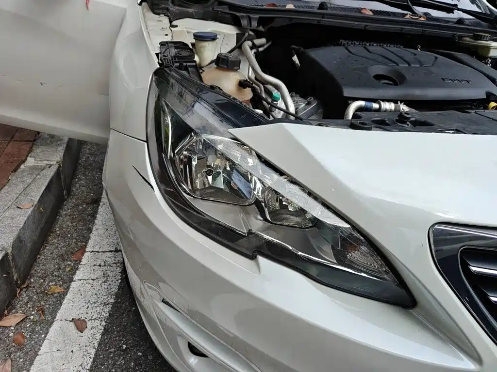 Peugeot 408 — миниатюра 7