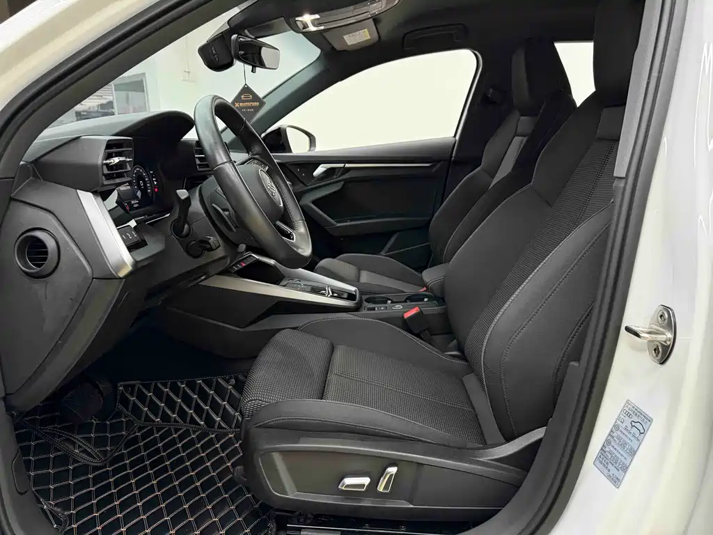 Audi A3 — миниатюра 10