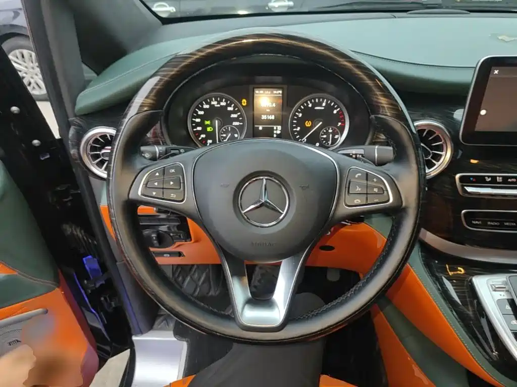 Mercedes-Benz Vito — миниатюра 11