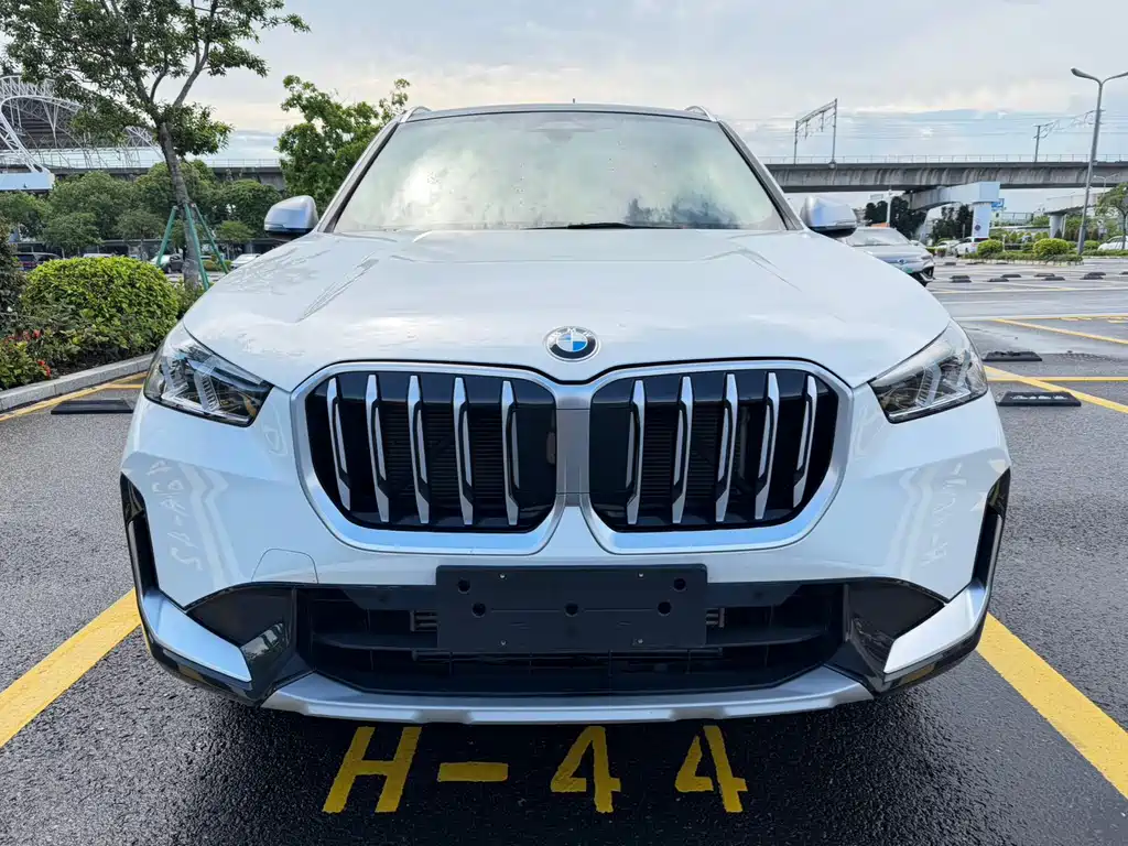 BMW X1 2023 sDrive20Li X