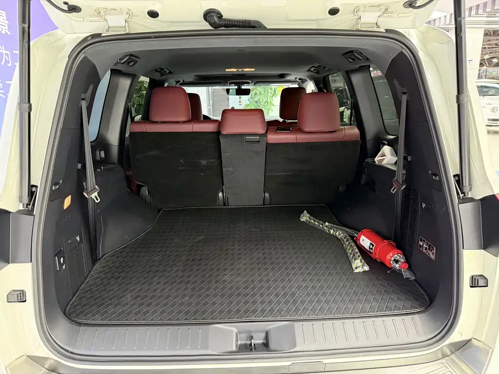 Toyota Land Cruiser — миниатюра 9