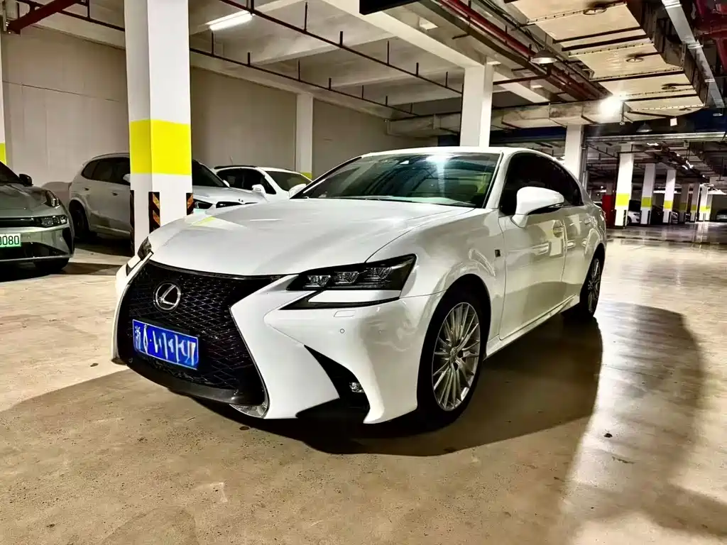 Lexus GS
