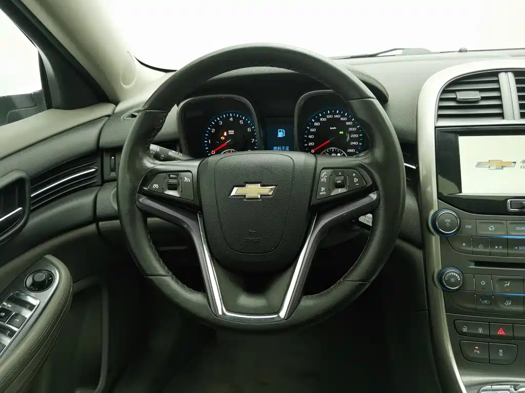 Chevrolet Malibu — миниатюра 11