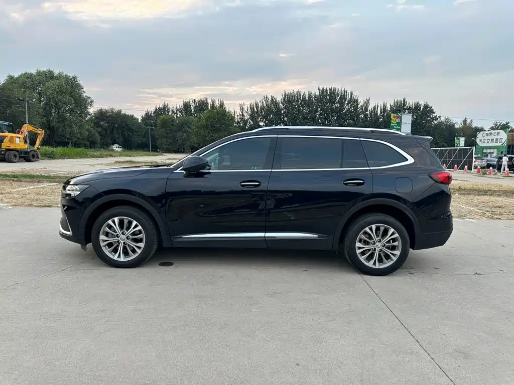 Buick Envision Plus — миниатюра 7
