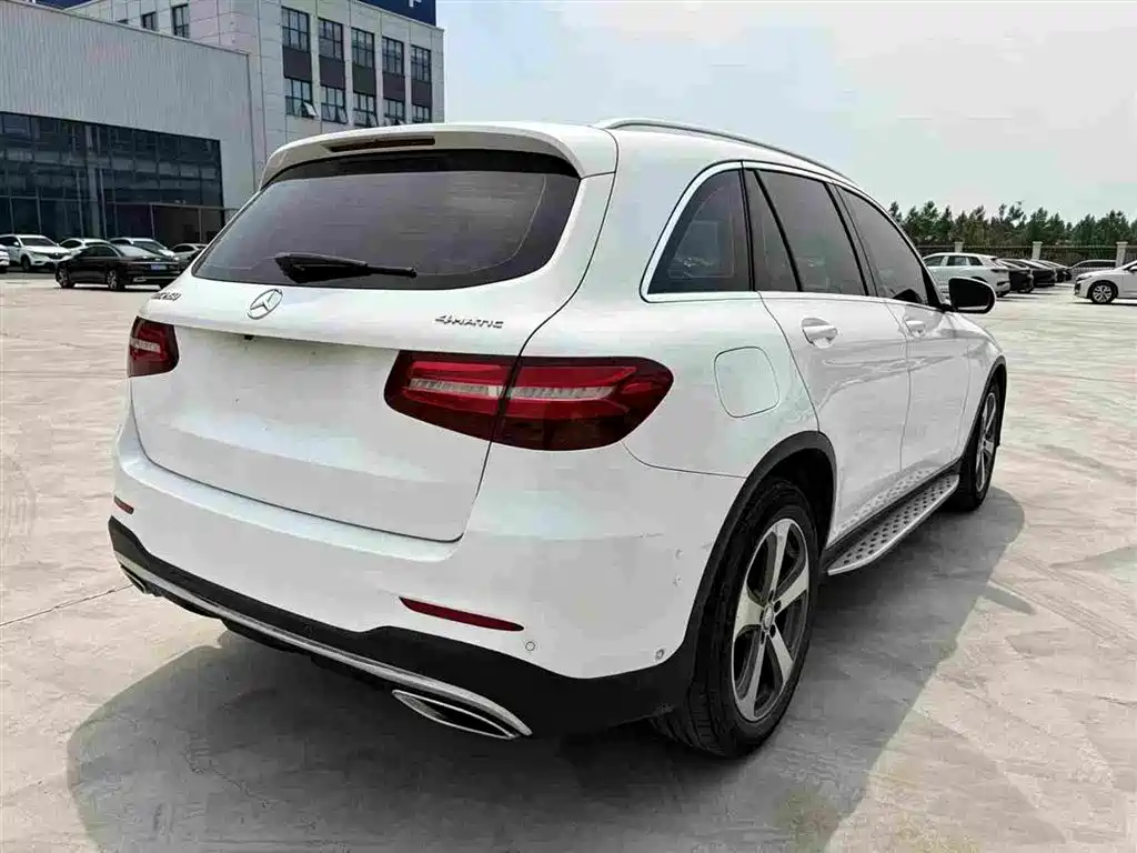 Mercedes-Benz GLC 2017 GLC 260 4MATIC Luxury