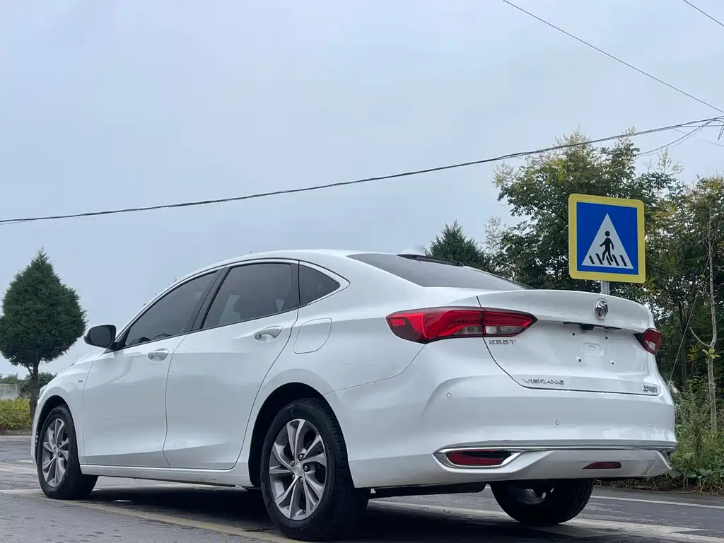 Buick Verano — миниатюра 5