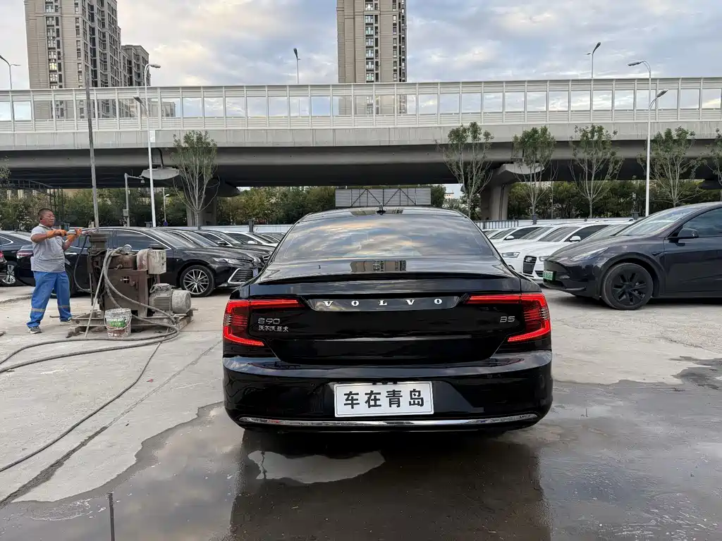 Volvo S90 — миниатюра 11