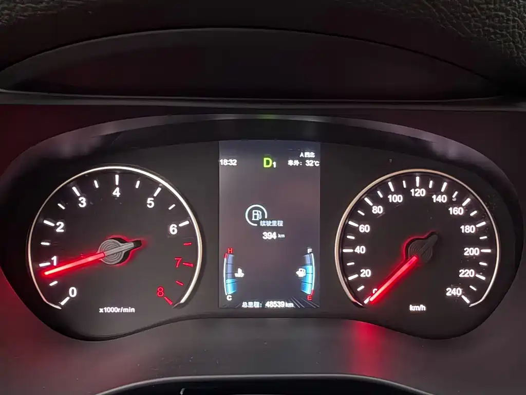 BYD MAX — миниатюра 12