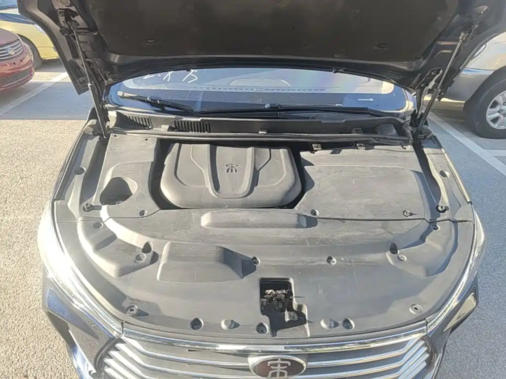 BYD MAX — миниатюра 20