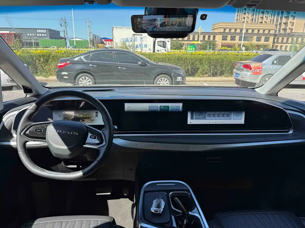 MAXUS G90 — миниатюра 2