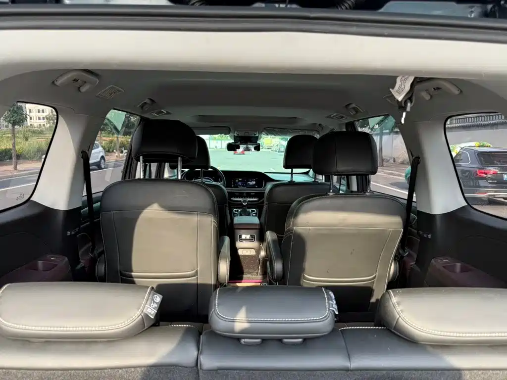 GAC Motor Trumpchi M6 — миниатюра 9