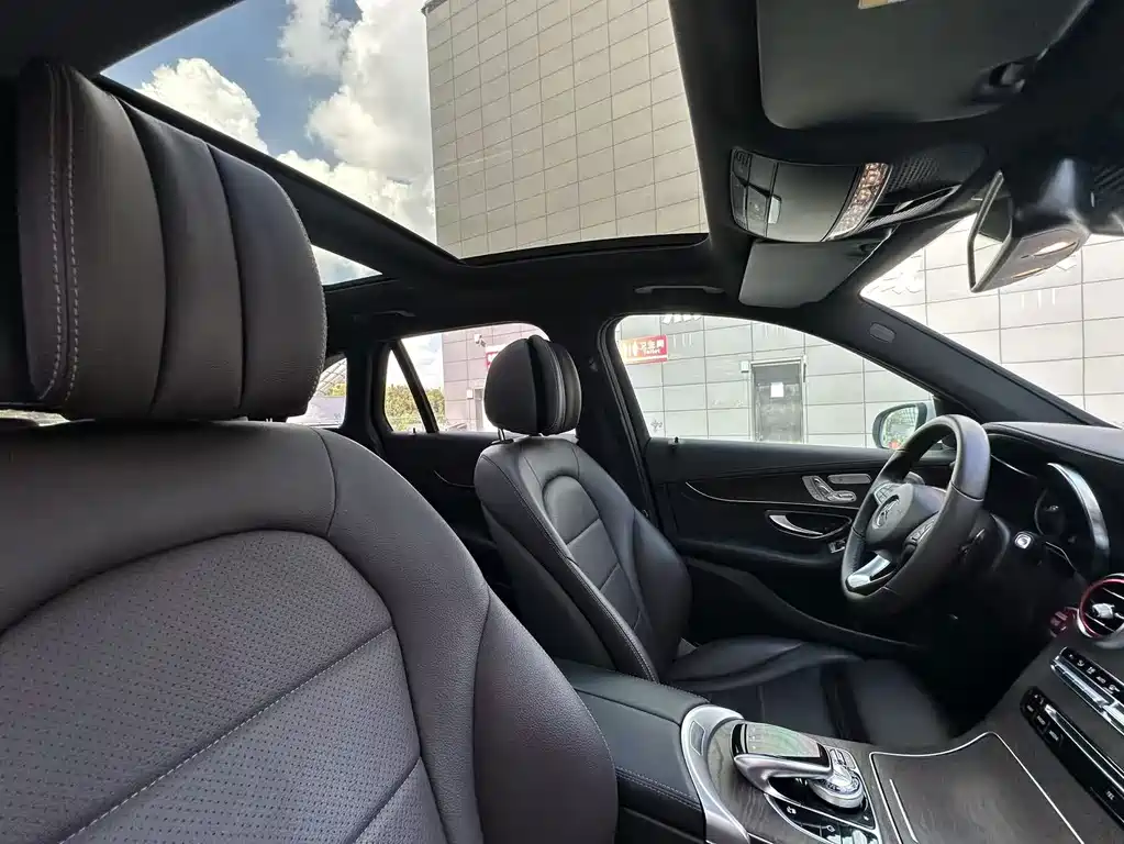 Mercedes-Benz GLC — миниатюра 32