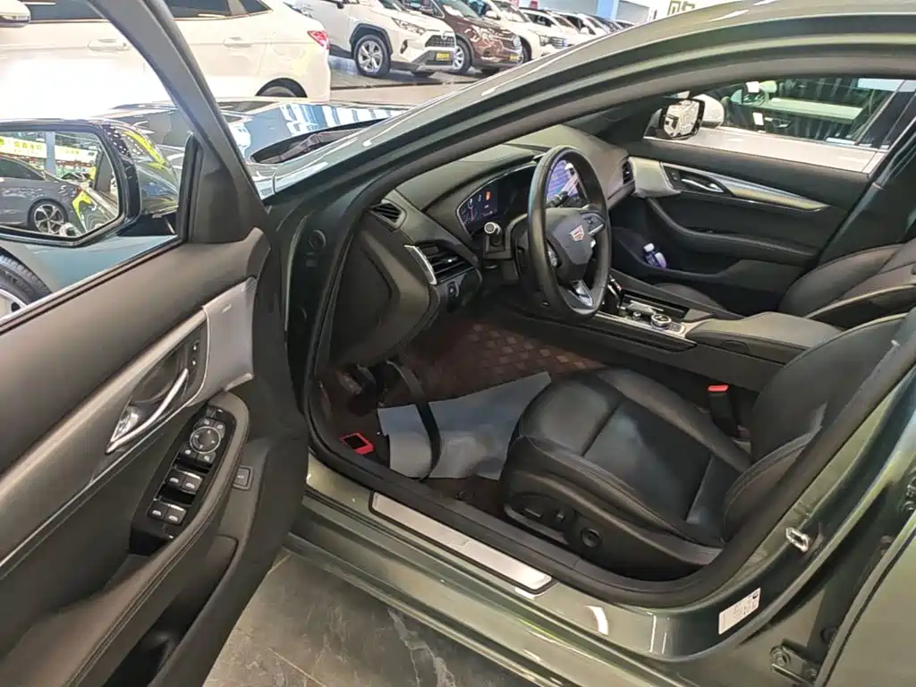 Cadillac CT5 — миниатюра 16