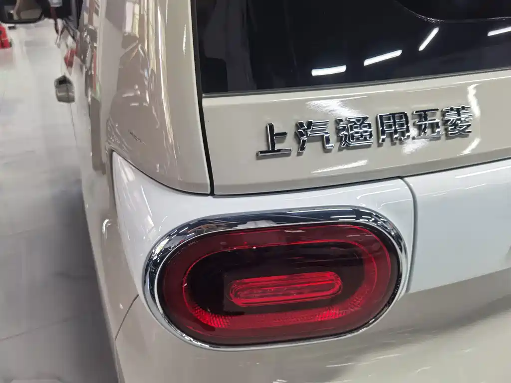 Wuling MINIEV — миниатюра 15