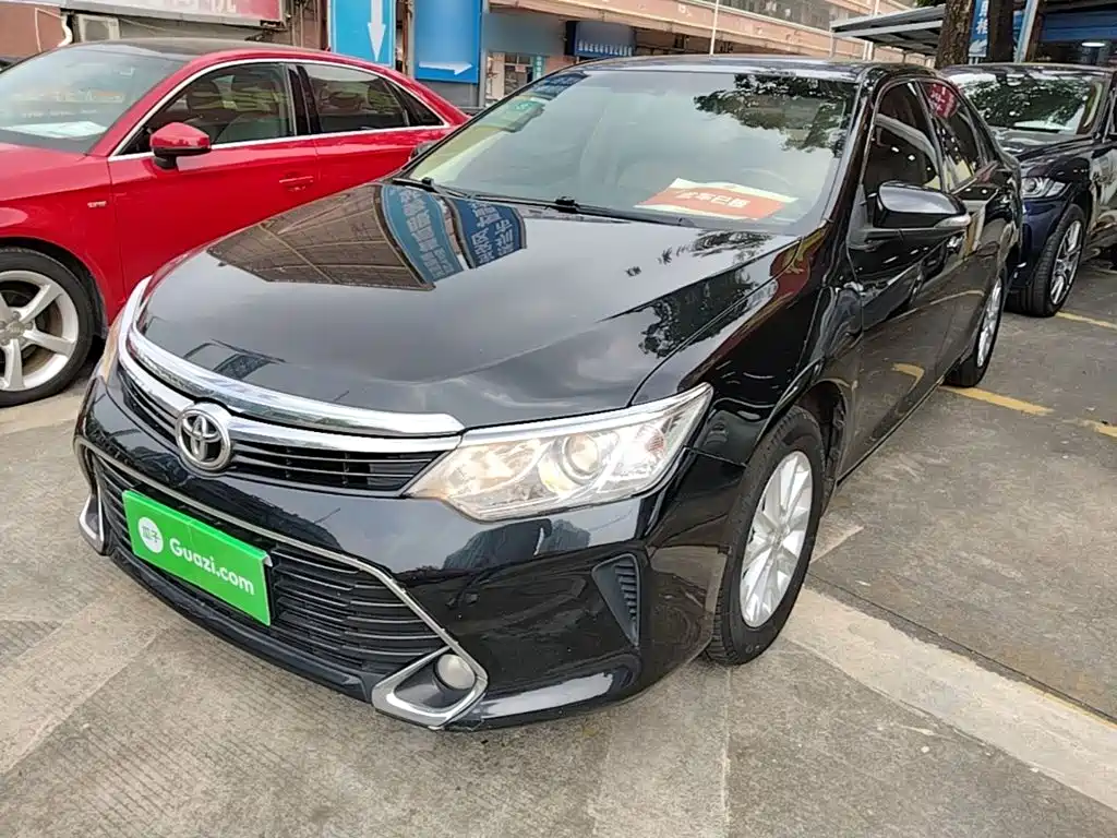 Toyota Camry — миниатюра 2