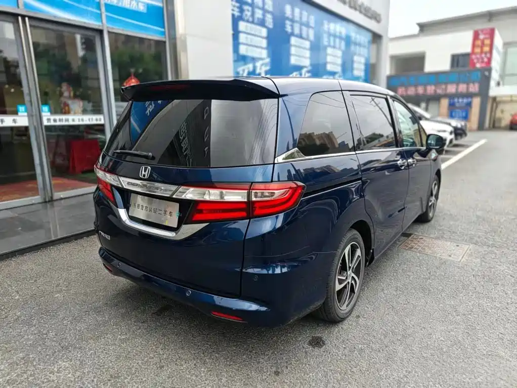 Honda Odyssey — миниатюра 6