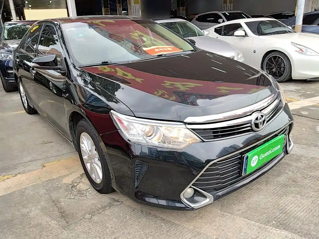 Toyota Camry — миниатюра 4