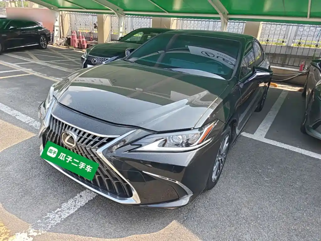 Lexus ES — миниатюра 2