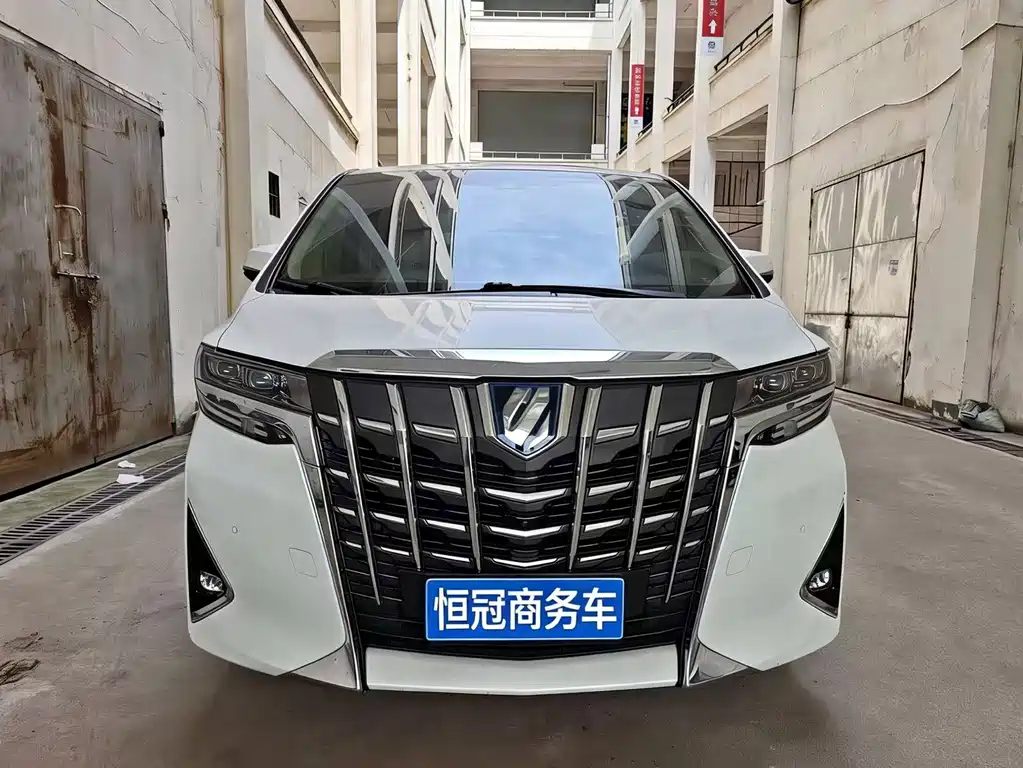 Toyota Alphard 2023