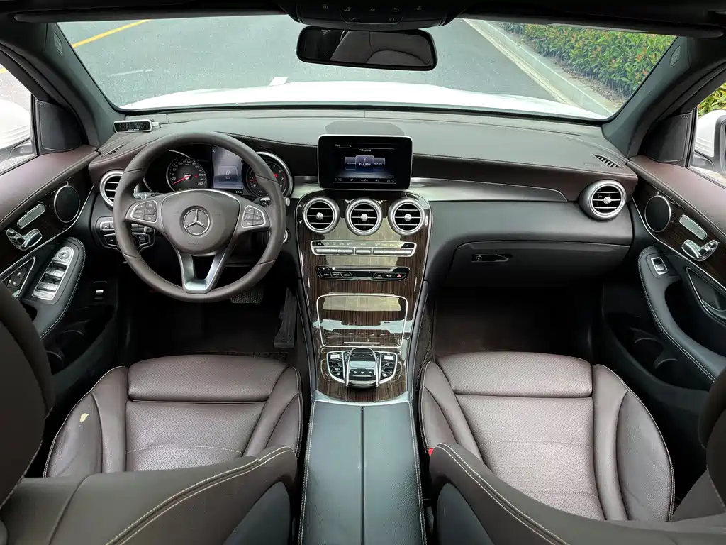 Mercedes-Benz GLC — миниатюра 16