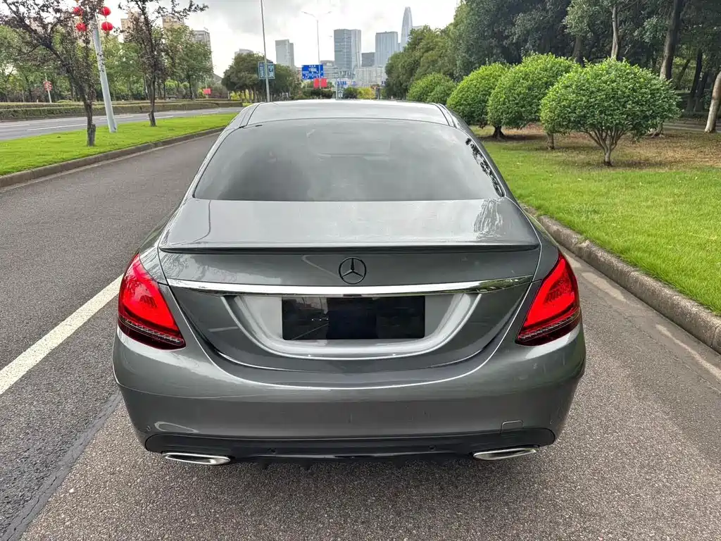 Mercedes-Benz C-Class — миниатюра 8