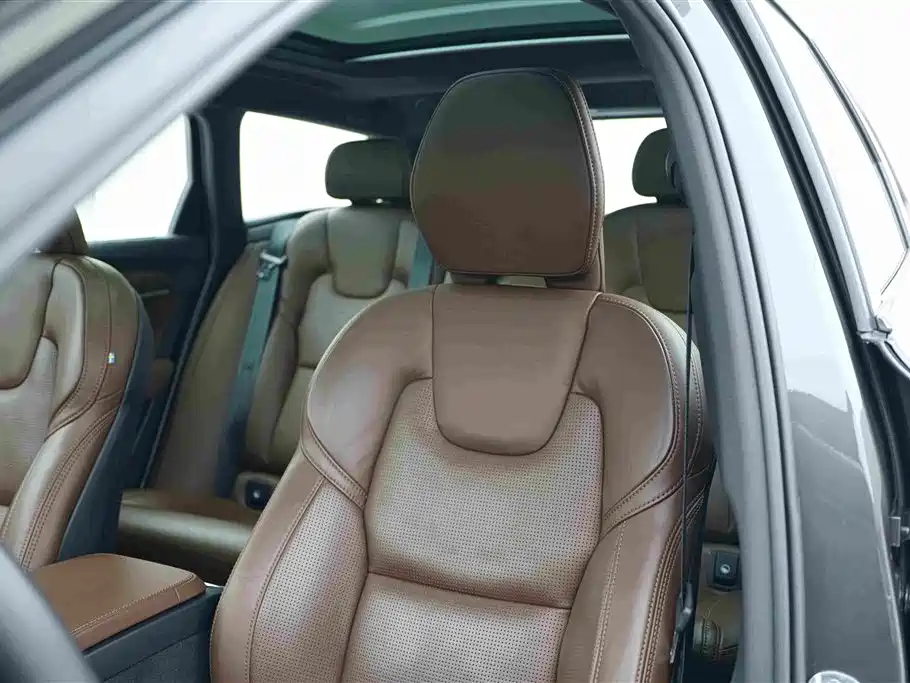 Volvo V90 — миниатюра 13